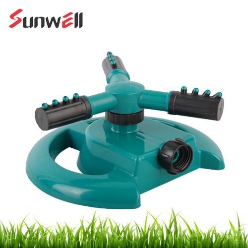 Plastic 3-arm whirler sprinkler