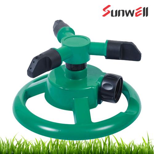 Plastic 3-arm whirler sprinkler